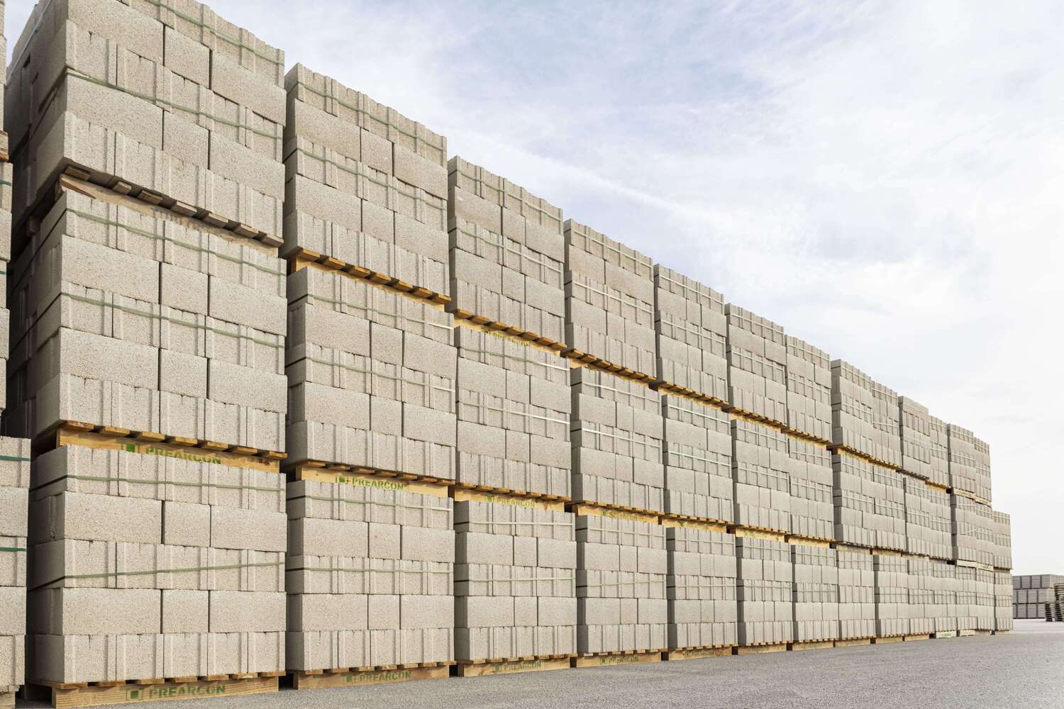 Bloques y productos vibroprensados de Prearcon